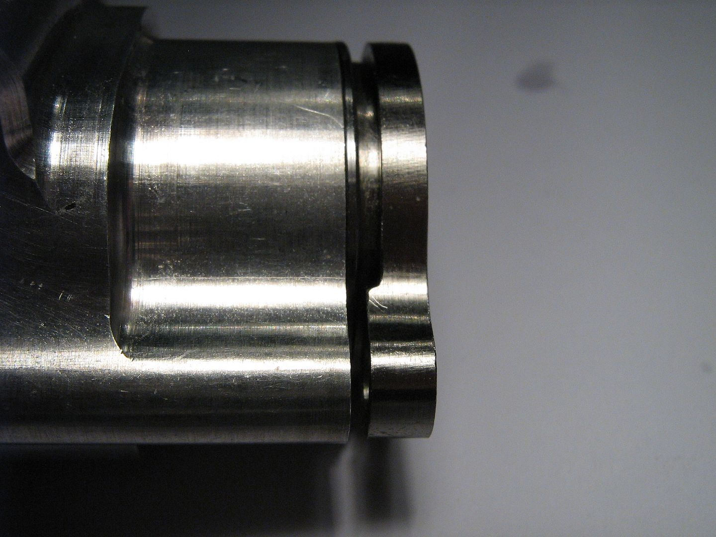 F1 Pneumatic Valve Spring, a closer look